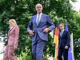 bundesregierung: merz’ großer umbau – und seine erste panne